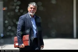 
وزارت ارشاد |  کرونا ۶۰ تا ۸۰ درصد به اصحاب هنر خسارت زد
