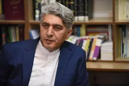 از داخل کمد دیدم که به من خیانت میکند، با مشت آنقدر به گیجگاهش زدم تا مُرد