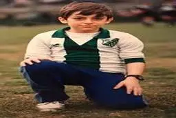 محمدرضا گلزار در لباس خاطره انگیز «پاس» +عکس