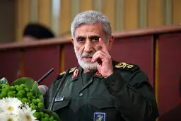 سردار قاآنی: ساحات مقاومت قوی‌تر و منسجم‌تر از قبل در کنار حزب‌الله قهرمان قرار دارند