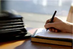 فرصتی برای سفر به دنیای هزار توی نوجوانی