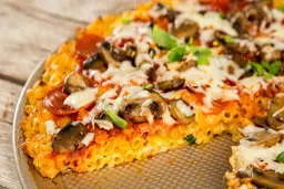 ماکارونی را چرخ کنید و معجزه را ببینید | طرز تهیه‌ی‌ یک غذای متفاوت که هرگز نخورده‌اید