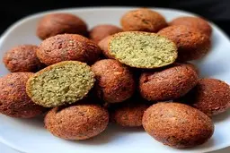 طرز تهیه ی فلافل به روش رستورانی | خوشمزه تر از این فلافل نخوردی! | بیا یادت بدم