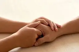 چگونه در ناملایمات زندگی عزیزانمان را دلداری دهیم؟ 