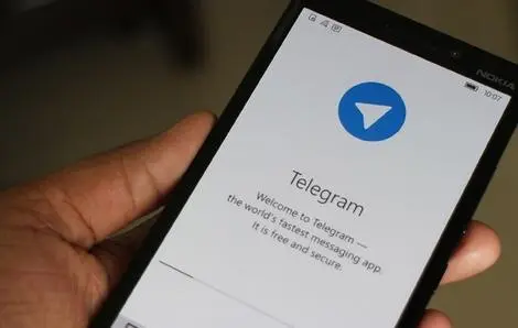 کیهان: تلگرام و اینستاگرام و توییتر به بچه‌های انقلاب، اجازه فعالیت نمی‌دهند! | عباس عبدی: حضور دارند، اثر ندارند!