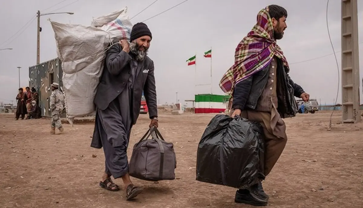 طالبان: از خروج افغان‌ها از افغانستان جلوگیری نمی‌کنیم