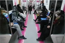 امنیت زنان در متروهای تهران زیر تیغ سوء مدیریت شهری | وزارت کشور وعده پیگیری داد