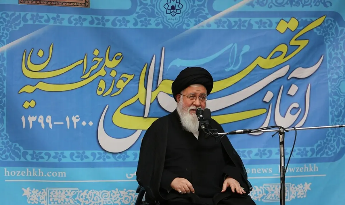  علم الهدی  |   امروز طلبه های ما از نظر معیشت درمصیبت اند /درس برای طلاب از معیشت هم مهم تر است 