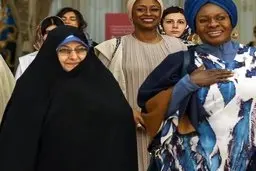 نخستین اجلاس رسمی کنگره بین المللی بانوان تاثیرگذار با حضور همسر رئیسی! + تصاویر