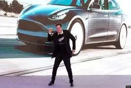 ایلان ماسک: اگر سازمان ملل پایان گرسنگی با شش میلیارد دلار را ثابت کند، تسلا را می‌فروشم