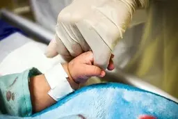 عارضه خطرناک "اُمیکرون" برای کودکان را بشناسید