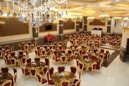 تالار |  استاندار تهران با بازگشایی تالارهای عروسی مخالفت کرد.