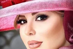 نیوشا ضیغمی در کنار بادیگاردهایش | دستمزد میلیاردی بادیگارهای نیوشا ضیغمی