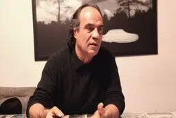      نگاه بدون سانسور و تعارف،  راه نجات سینما است 

