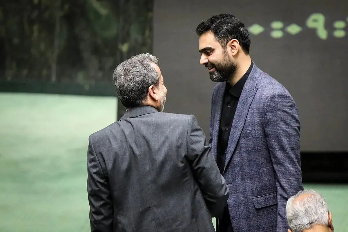 امیرحسین ثابتی: ممکن است همه چهارشنبهها تعطیل شود!