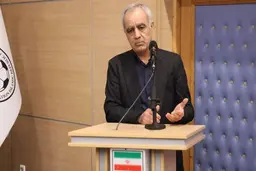 قهرمانی استقلال زیر سؤال رفت|  بهاروند: لیگ نیمه‌کاره قهرمان ندارد