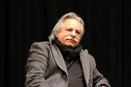 پرداخت ۲۰۰ میلیون برای خرید حق پخش فیلم‌های میلیاردی!