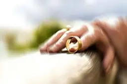 سکته مرگبار زن جوان  به خاطر بی اعتنایی شوهرش!