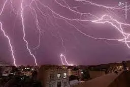 ادامه بارش باران و رعد و برق در تهران