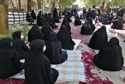 نماز ظهر عاشورا در تهران برگزار می شود؟ 