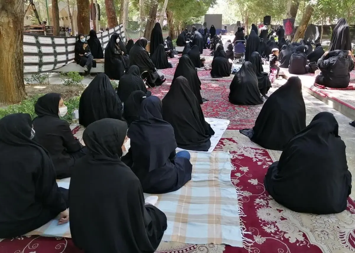 نماز ظهر عاشورا در تهران برگزار می شود؟ 