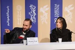 ببینید | ستاره پسیانی و پوریا رحیمی سام در نسشت خبری «من می‌ترسم»