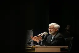 جلیلی: مشکلات کنونی کشور از کجا سرچشمه می گیرد ؟