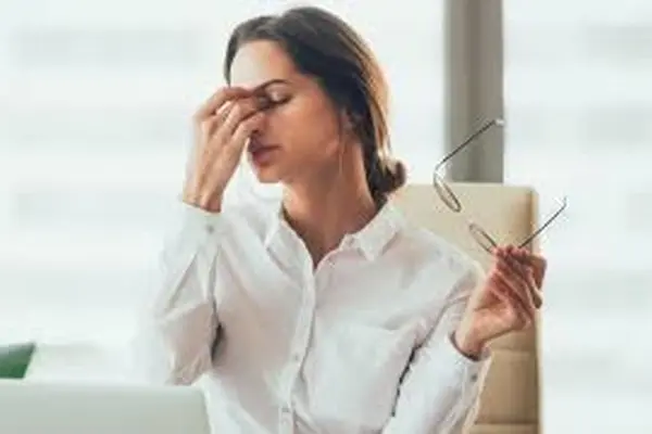 با این معجون با چشم های ضعیف خداحافظی کن | راهکاری برای تقویت چشمان ضعیف +ویدئو