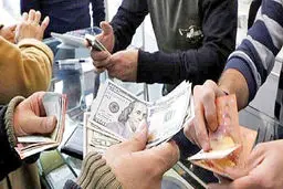عقبگرد برجامی در بازار دلا‌ر | خوش‌بینی به لغو تحریم‌ها، اسکناس آمریکایی را عقب برد 