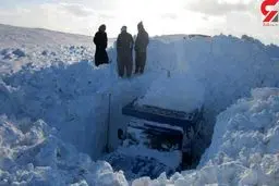 عملیات نفسگیر نجات جان راننده نیسان از یخ زدگی مرگبار / در اردبیل رخ داد + ویدئو