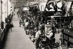 غفلت از انقلاب صنعتی چهارم چه پیامدهایی دارد؟ | غفلت انقلابی