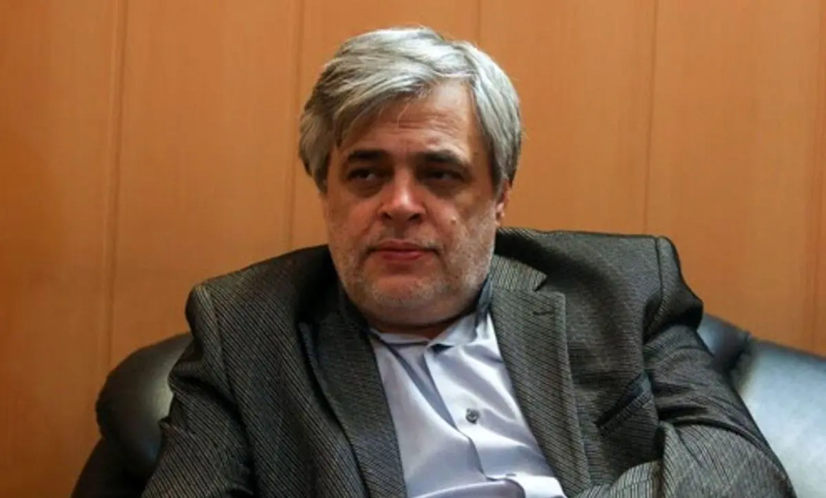 محمد مهاجری: تیم مذاکره کننده تصور می‌کرد اروپا برای ۲۰ لیتر نفت قسم «جان مادر» می‌دهد