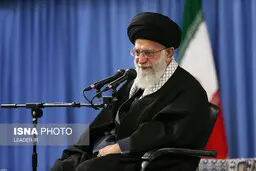 رهبر انقلاب: کار بزرگ معلمان آموزش شکوفاسازی استعدادها برای ارزش‌های متعالی است