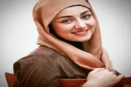 بازیگر مطرح ایرانی وسط خیابان + عکس