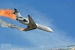 لحظه‌ای هولناک در آسمان | سقوط مرگبار هواپیما مقابل دوربین مدار بسته +ویدئو