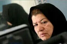 پوران درخشنده در سوگ درگذشت خواهرش نشست