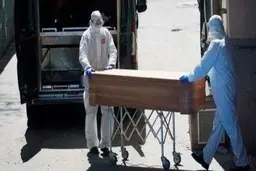 
کرونا؛ ثبت حدود هزار فوتی و هفت هزار مبتلا در اسپانیا طی یک روز
