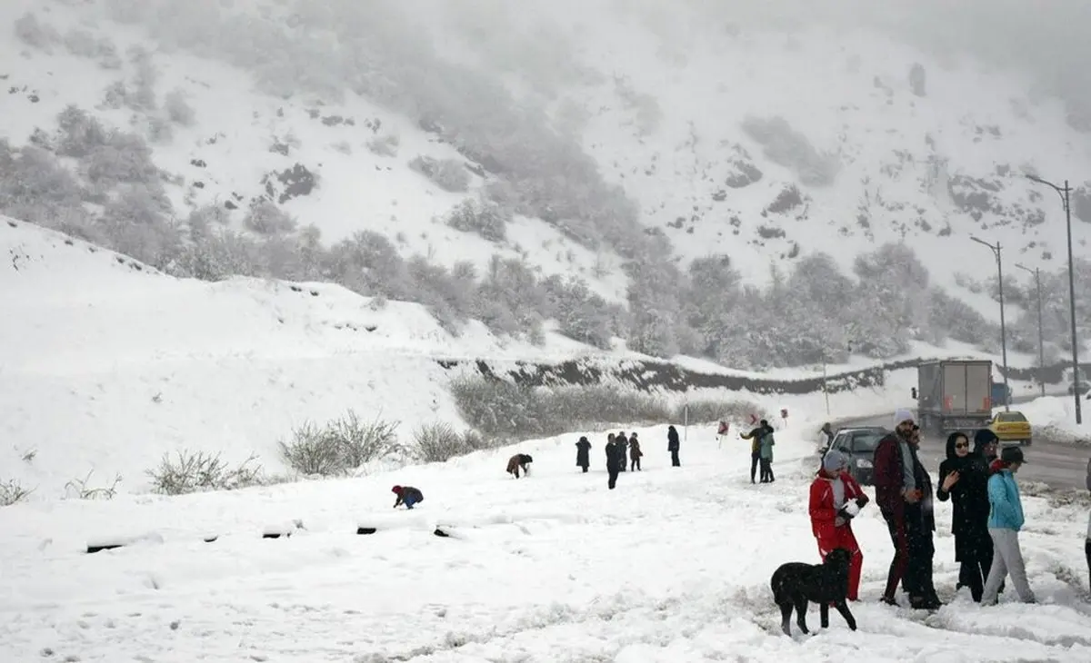 بارش برف در گردنه حیران 