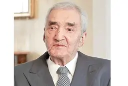 نظر  علینقی عالیخانی، معمار توسعه صنعتی ایران، در مورد دکتر علی طیب‌نیا مشاور اقتصادی مسعود پزشکیان  + ویدئو