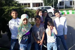 این زن ایرانی رکورددار زایمان است ! + فیلم 9 بچه قد و نیم قد در 34 سالگی