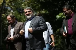 
معاون وزیر کشور درباره حوادث آبان ۱۳۹۸: در مسیر مقابله با اراذل و اوباش، تعدادی از هموطنانمان هم مجروح یا شهید شدند
