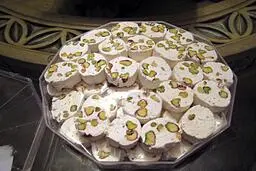 اگه دوست داری گز درست کنی با این دستور درست کن! | طرز تهیه گز خانگی +ویدئو