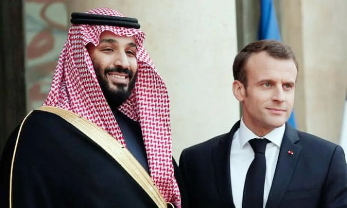 
  حل بحران لبنان   |    امانوئل ماکرون با محمد بن سلمان درباره لزوم حل بحران لبنان توافق کرده است.