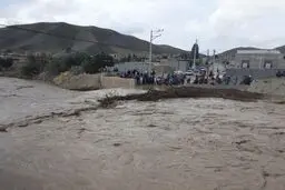 سیل |  برخی از راه‌های روستایی شیروان مسدودشد