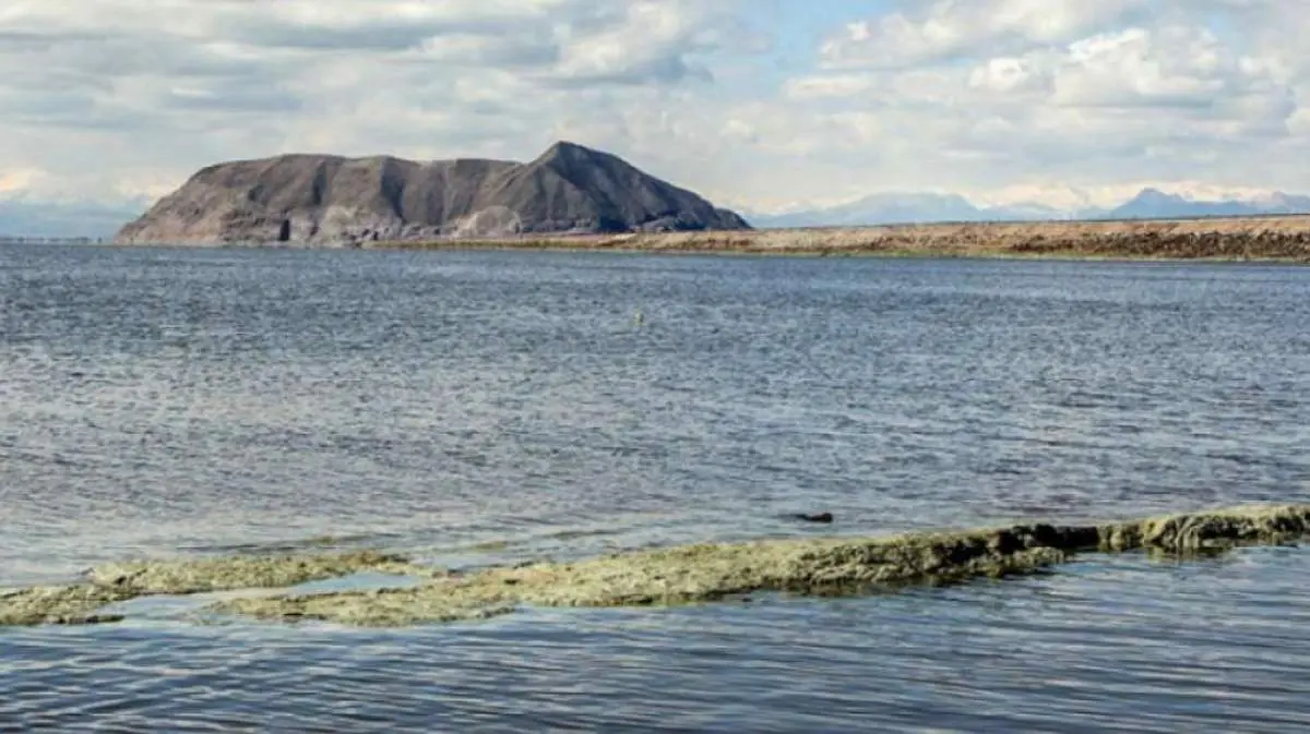 از مهم ترین عوامل خشک شدن دریاچه ارومیه  ساخت سدهای متعدداست