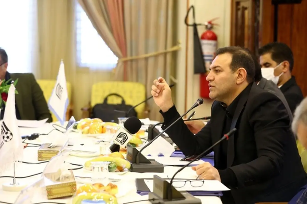 فدراسیونی  که تحویل گرفتم که خالی از منابع مالی بود