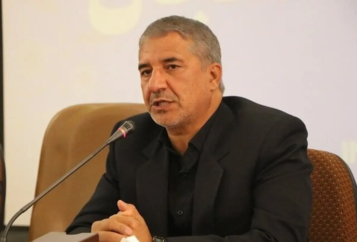 انارکی، نماینده مجلس: موضوع عدم کفایت رئیس‌جمهور را نمی‌دانم چه کسانی راه می‌اندازند؟ | تعدادی آدم بسته با نگاه تنگ‌نظرانه که اصلا هم نظرشان، نظر مردم نیست الان وقت پیدا کرده‌اند تا موضوعات اختلاف‌افکن مطرح کنند  | اگر قوه عاقله‌ای در کار باشد، همه پای کا