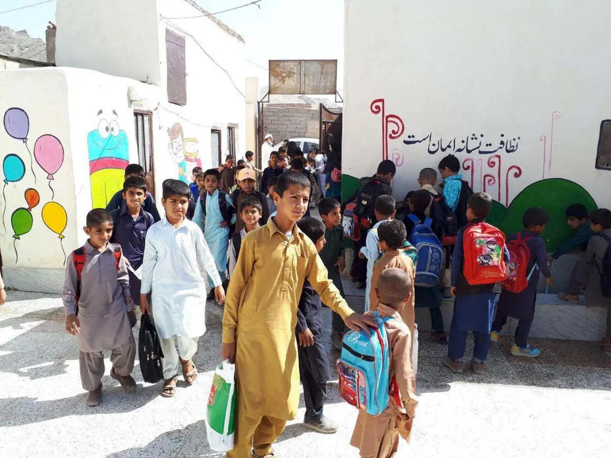 
آموزش و پرورش: ۳۰ تا ۴۰ درصد دانش‌آموزان سیستان و بلوچستان به اینترنت دسترسی ندارند
