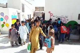 
آموزش و پرورش: ۳۰ تا ۴۰ درصد دانش‌آموزان سیستان و بلوچستان به اینترنت دسترسی ندارند
