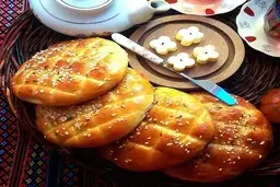 خودت توی خونه نان شیر درست کن، عالی میشه | طرز تهیه نان شیر آسان و خوشمزه 